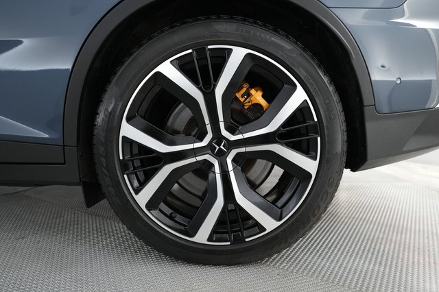 2022 Polestar 2 — photo 16 of 21