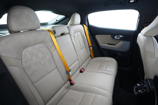 2022 Polestar 2 — photo 4 of 22