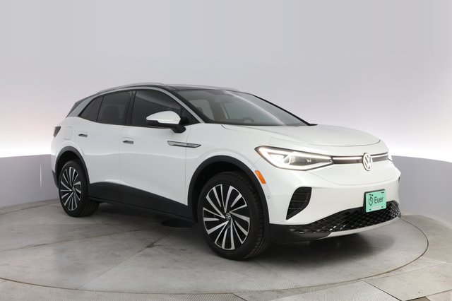 2023 Volkswagen ID.4 — photo 10 of 20