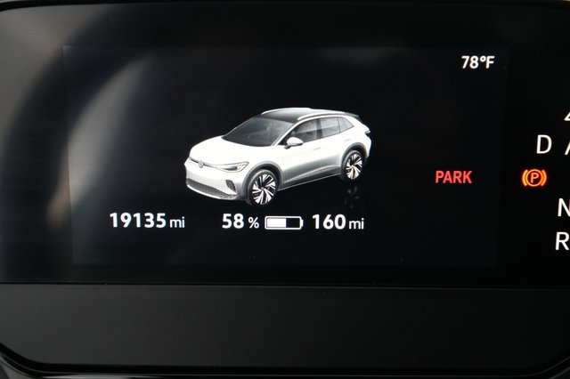 2023 Volkswagen ID.4 — photo 5 of 20