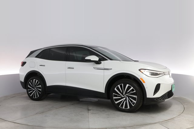 2023 Volkswagen ID.4 — photo 11 of 20