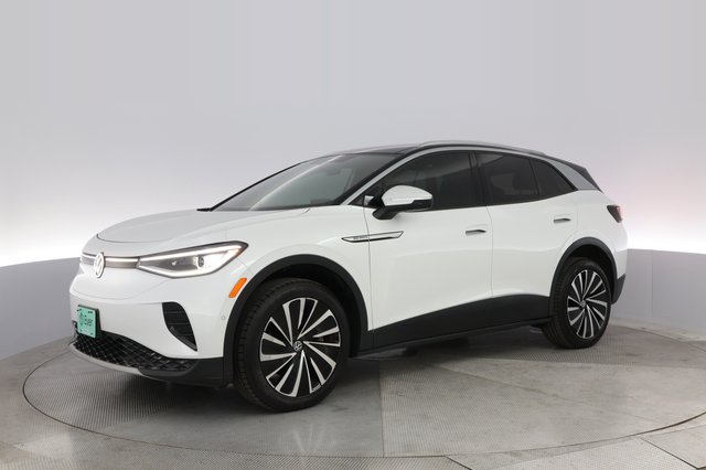 2023 Volkswagen ID.4 — photo 14 of 20