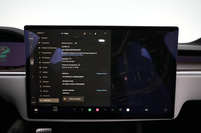 2022 Tesla Model X — photo 5 of 29
