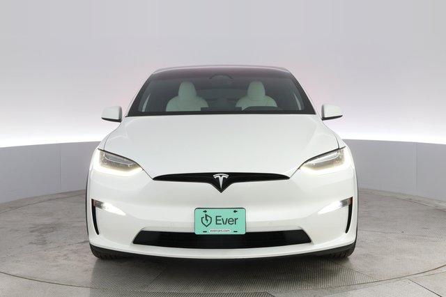 2022 Tesla Model X — photo 9 of 29