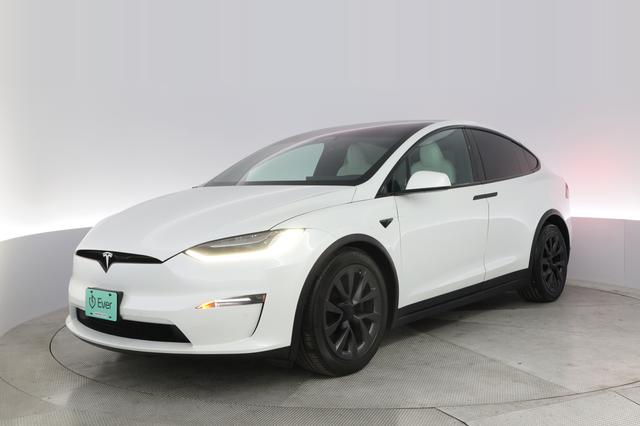 2022 Tesla Model X — VIN 7SAXCAE51NF356789