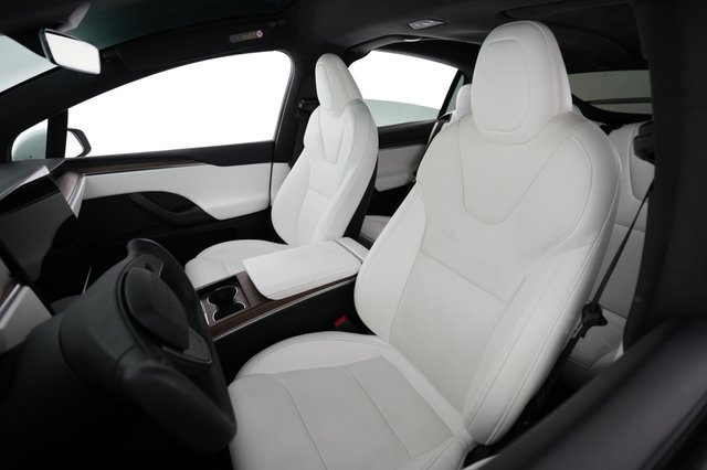 2022 Tesla Model X — photo 3 of 29