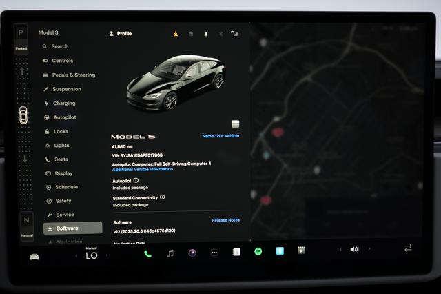 2023 Tesla Model S — photo 5 of 23