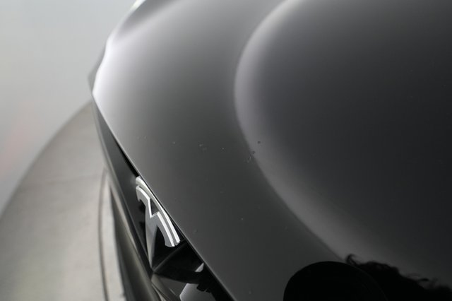 2023 Tesla Model S — photo 21 of 23