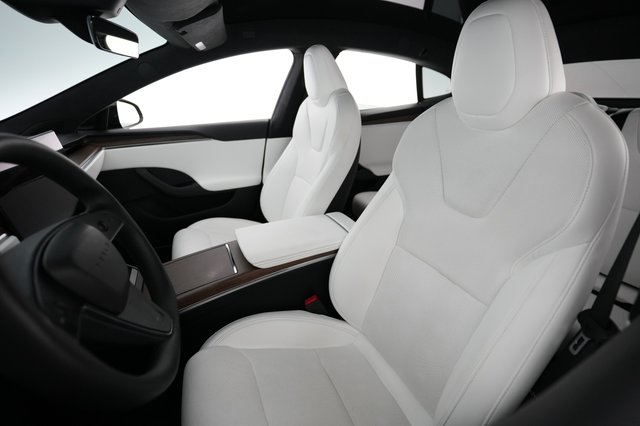 2023 Tesla Model S — photo 3 of 23