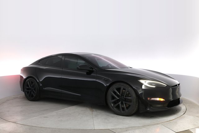 2023 Tesla Model S — photo 11 of 23