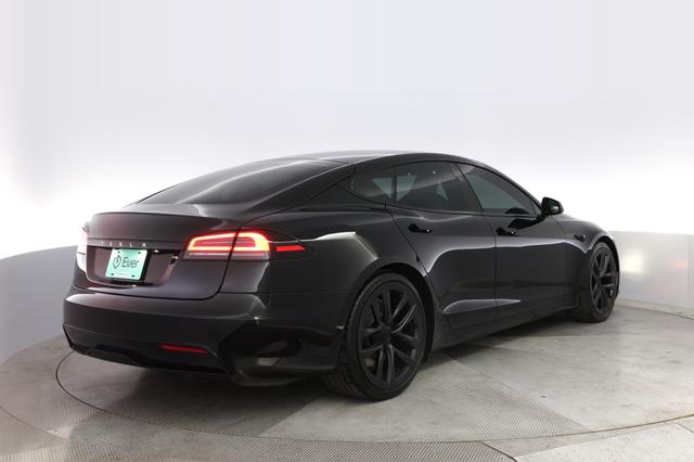 2023 Tesla Model S — photo 2 of 23