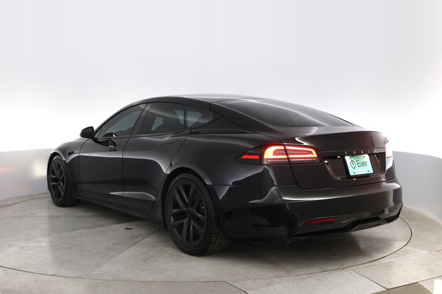 2023 Tesla Model S — photo 13 of 23