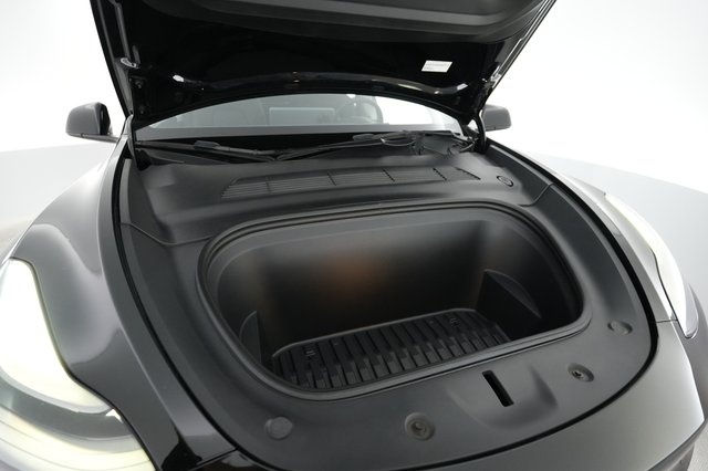 2022 Tesla Model Y — photo 20 of 24