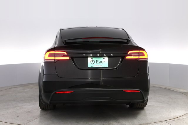 2023 Tesla Model X — photo 12 of 23