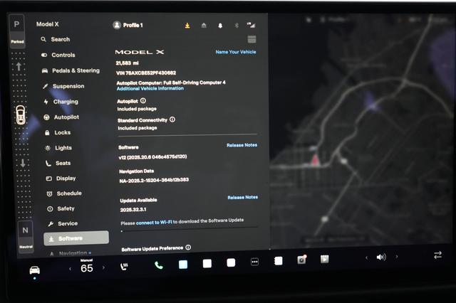 2023 Tesla Model X — photo 5 of 23