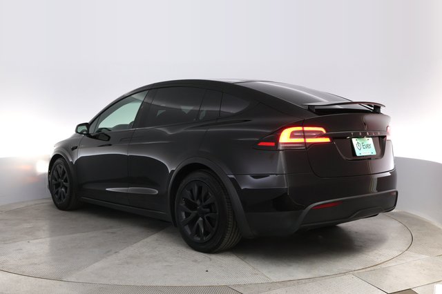 2023 Tesla Model X — photo 13 of 23