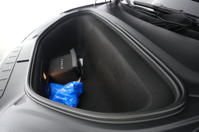 2023 Tesla Model X — photo 22 of 23