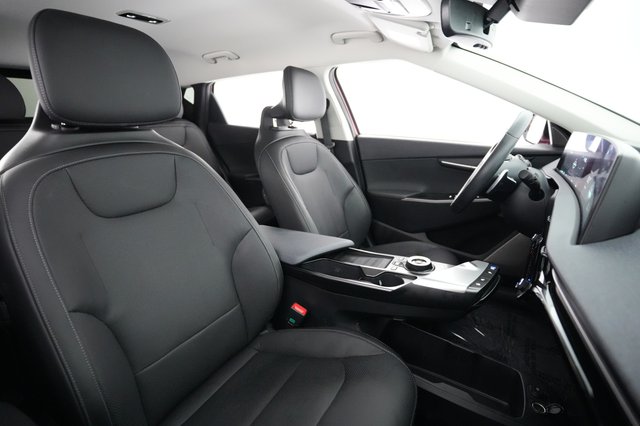 2024 Kia EV6 — photo 18 of 21