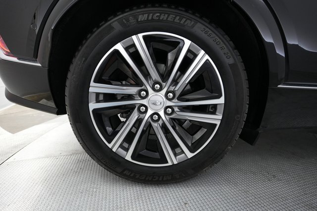 2024 Cadillac LYRIQ — photo 17 of 21