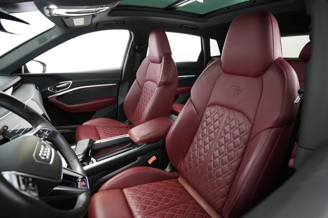 2022 Audi e-tron — photo 3 of 21