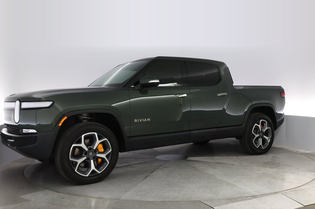 2022 Rivian R1T — photo 14 of 23