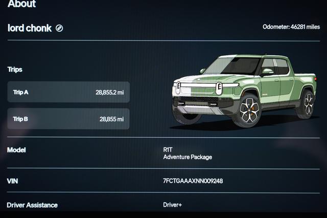 2022 Rivian R1T — photo 5 of 23