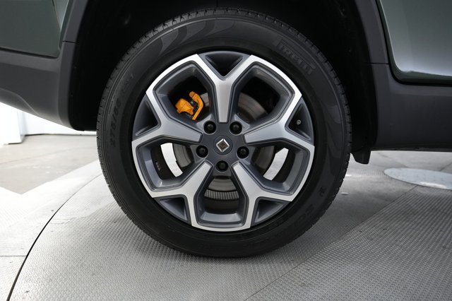 2022 Rivian R1T — photo 15 of 23