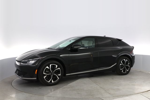 2024 Kia EV6 — photo 14 of 21