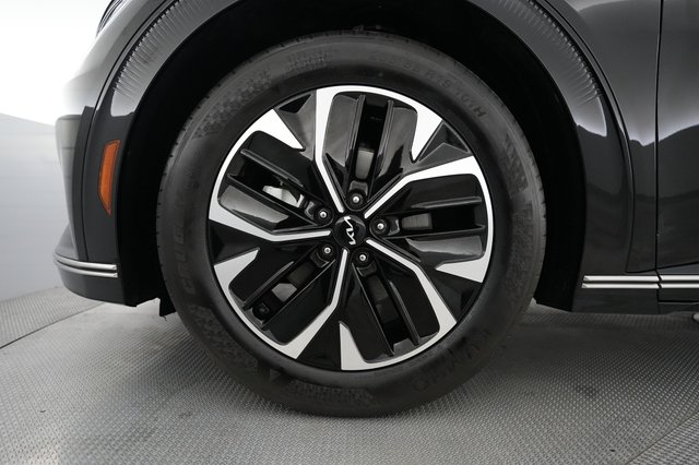 2024 Kia EV6 — photo 15 of 21