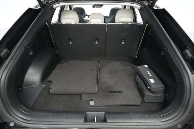 2024 Kia EV6 — photo 6 of 21