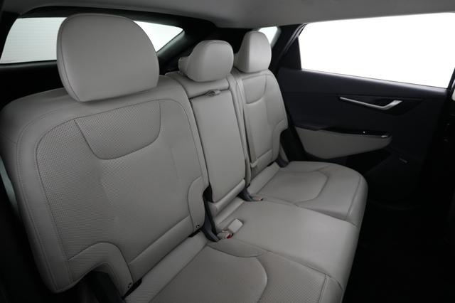 2024 Kia EV6 — photo 4 of 21