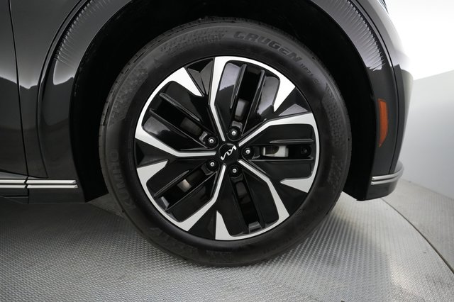 2024 Kia EV6 — photo 7 of 21