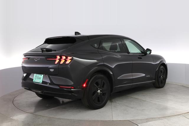 2022 Ford Mustang Mach-E