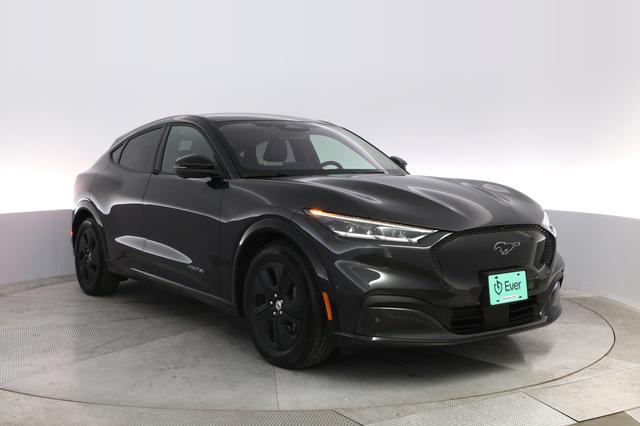2022 Ford Mustang Mach-E