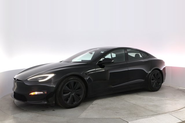 2022 Tesla Model S — photo 14 of 22