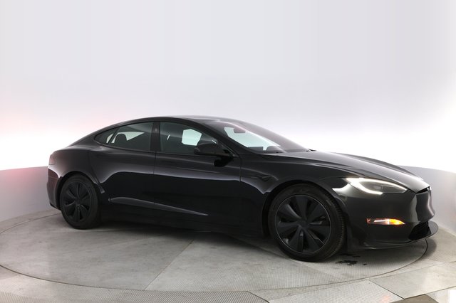 2022 Tesla Model S — photo 11 of 22