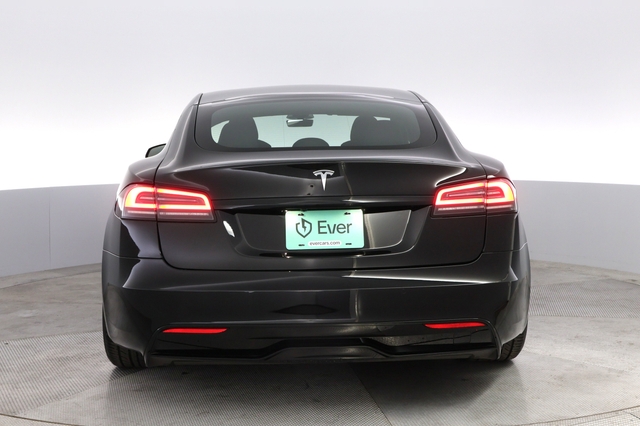 2022 Tesla Model S