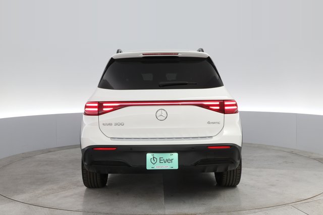 2024 Mercedes-Benz EQB — photo 12 of 21