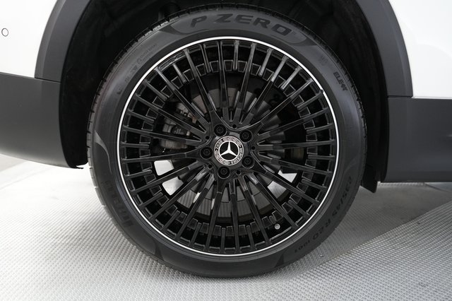 2024 Mercedes-Benz EQB — photo 7 of 21