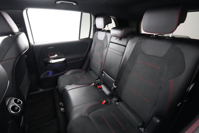 2024 Mercedes-Benz EQB — photo 19 of 21