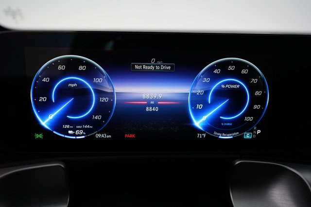 2024 Mercedes-Benz EQB — photo 5 of 21