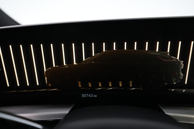2024 Cadillac Lyriq — photo 5 of 19