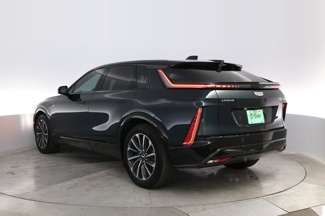 2024 Cadillac Lyriq — photo 13 of 19