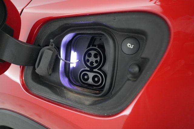 2022 Volvo XC40 Recharge — photo 22 of 24