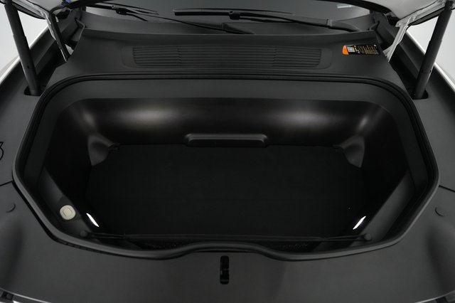 2024 Rivian R1S — photo 22 of 25