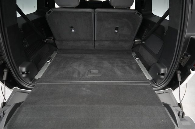 2024 Rivian R1S — photo 6 of 25