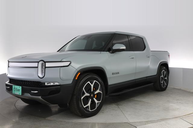 2022 Rivian R1T — VIN 7FCTGAAA8NN008230