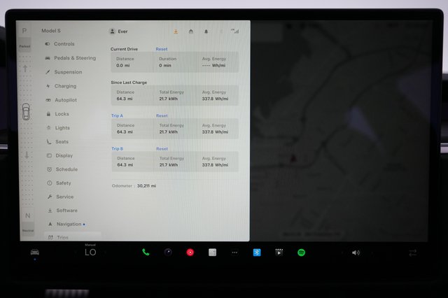2022 Tesla Model S — photo 24 of 25