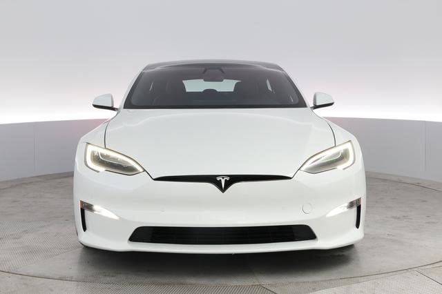 2022 Tesla Model S — photo 9 of 25