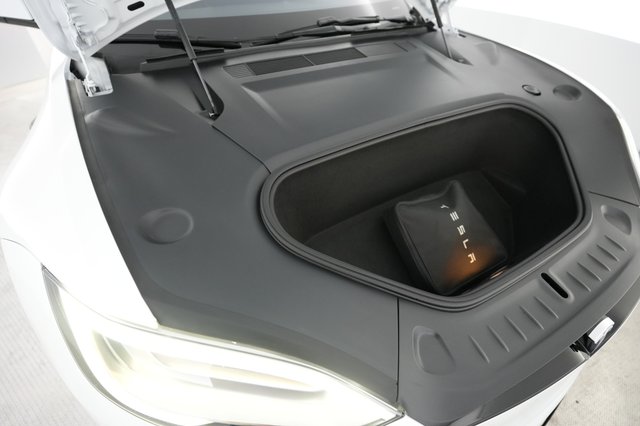2022 Tesla Model S — photo 23 of 25